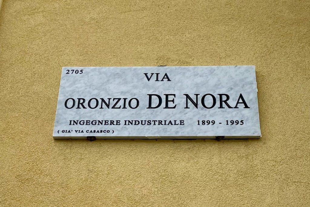 De Nora