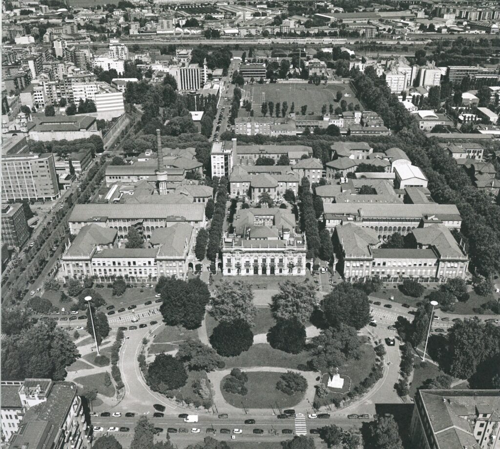 piazza leonardo